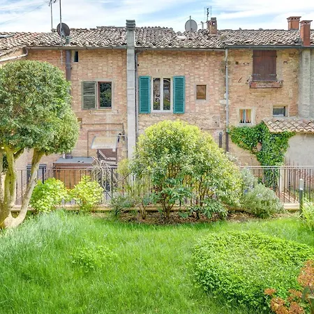 Guest house Garden House