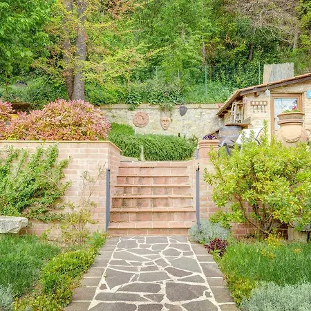 Guest house Garden House *