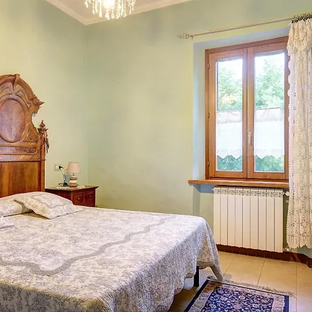 Guest house Garden House *